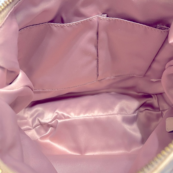 Coach Kristin beige leather crocodile embossed large handbag. - Picture 7 of 9